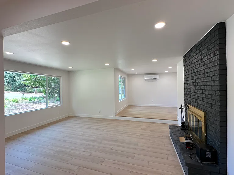 8617 NW 4th Ave — Photo 8