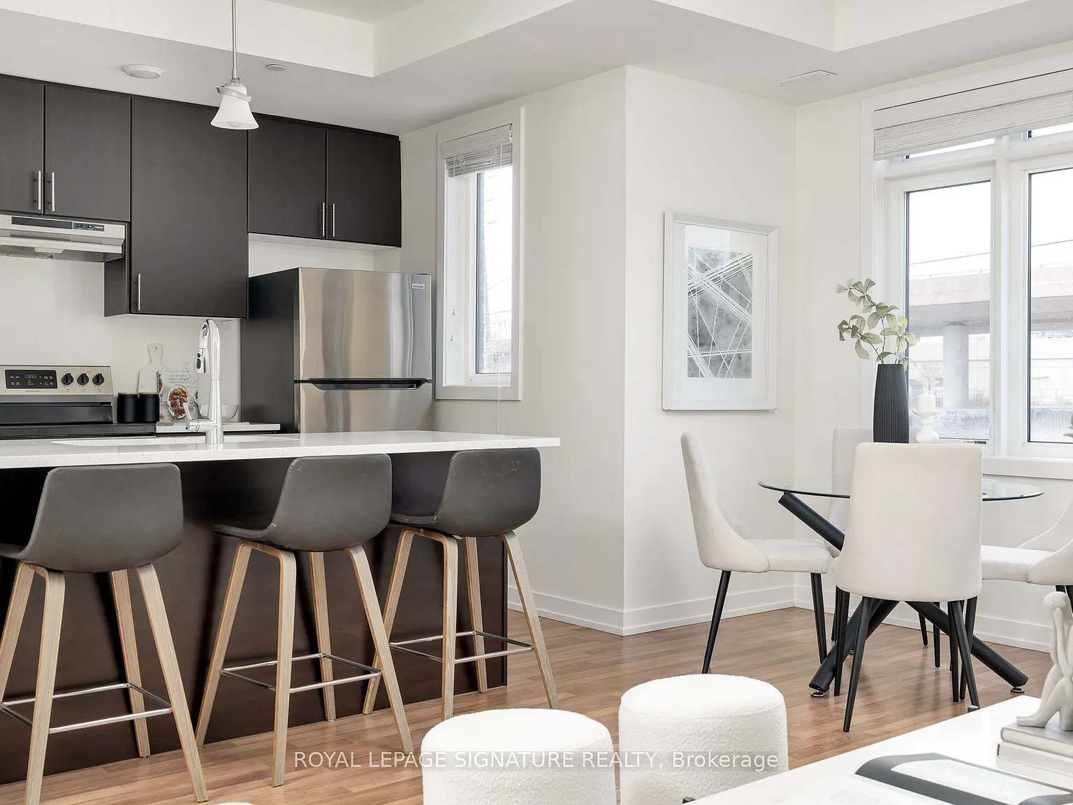 2 bed, $2,950 — Photo 2