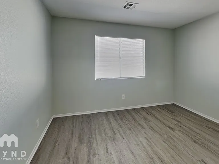 6271 Stone Hollow Ave — Photo 11