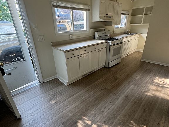 4th image of 1837 S 7th Ave