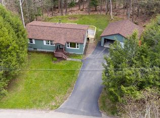 60 Fox Run Rd, Saranac Lake, NY 12983