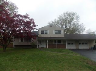158 Heights Ter, Middletown, NJ 07748