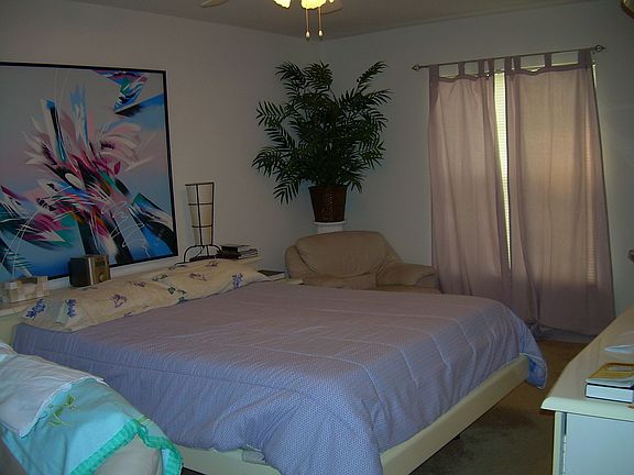 Master bedroom 18X13