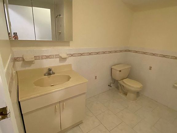 5th image of 722 Sip St APT 21