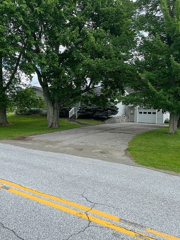 2054 Lakeview Dr - Property Image