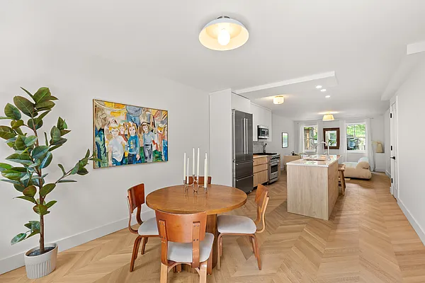 Rented by Nest Seekers International | media 3