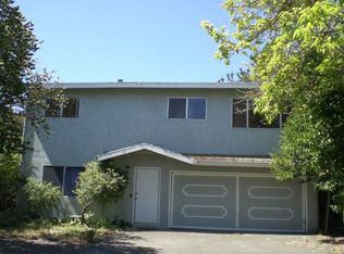 808 6th St, Petaluma, CA 94952