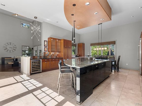 3rd image of 68 Royal Ann Dr