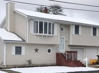 39 Tremont St, Dartmouth, MA 02748