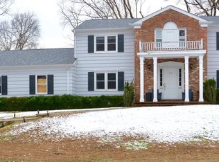 312 Park Ave, Oakhurst, NJ 07755