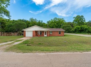 104 NE 7th St, Perkins, OK 74059