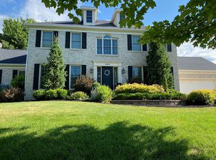 689 Union Dr, Hudson, OH 44236
