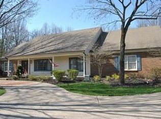 9825 Lake Of The Woods Dr, Galena, OH 43021