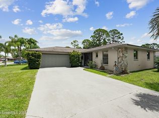 915 Niagara St NW, Palm Bay, FL 32907