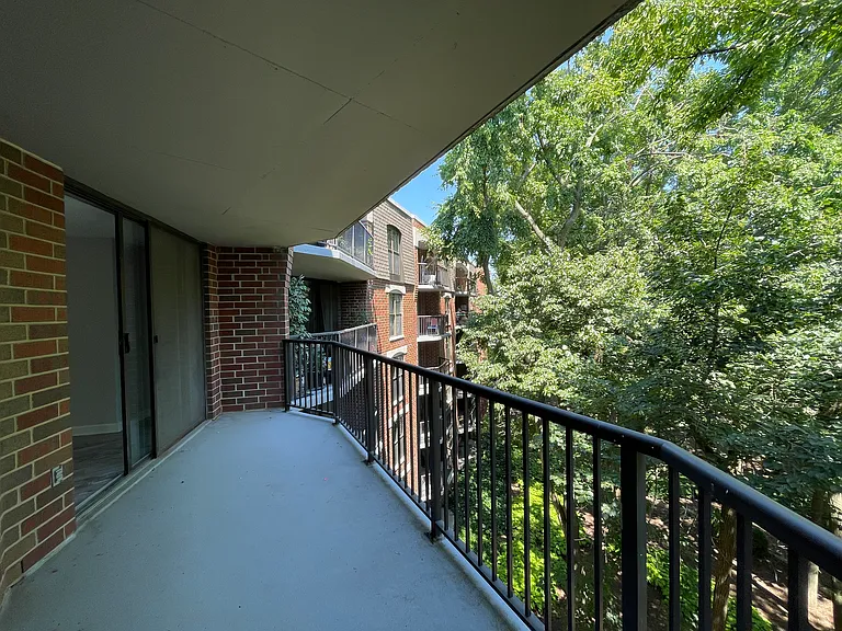 509 Aurora Ave #506 — Photo 19