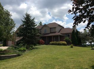 320 Ridge Ct, Ossian, IN 46777