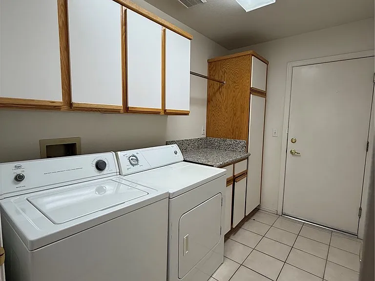 10905 Mill Cove Ave — Photo 18