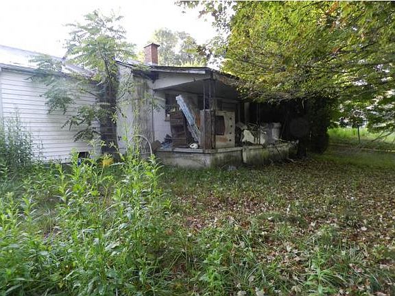 4th image of 171 Hill St