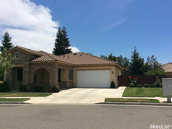 2nd image of 383 Noni Ave