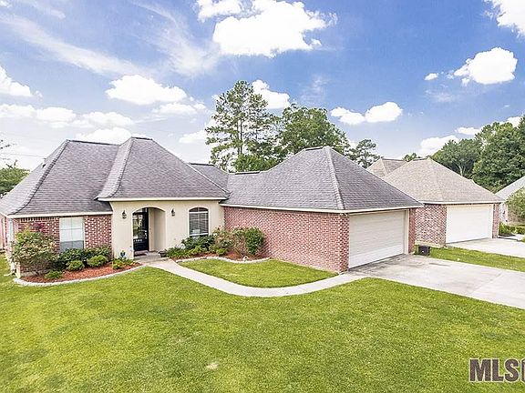 2nd image of 15011 Sherwood Dr
