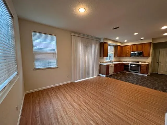 17416 Stone Cellar Way — Photo 8