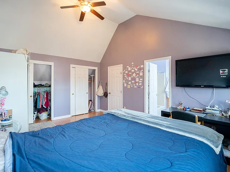 3 Raymond St #3D — Photo 5