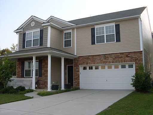 3rd image of 2026 Savannah Hills Dr