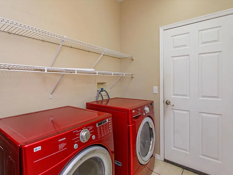 5537 Burlwood Dr — Photo 19