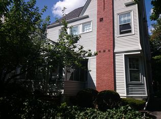 21 Auburn St, Brookline, MA 02446