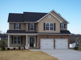 1738 Hulon Dyer Dr, Cookeville, TN 38501