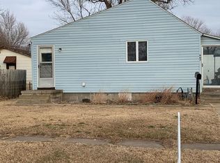 907 Prospect St, Ellsworth, KS 67439