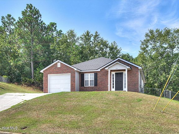 2nd image of 2824 Cranbrook Drive