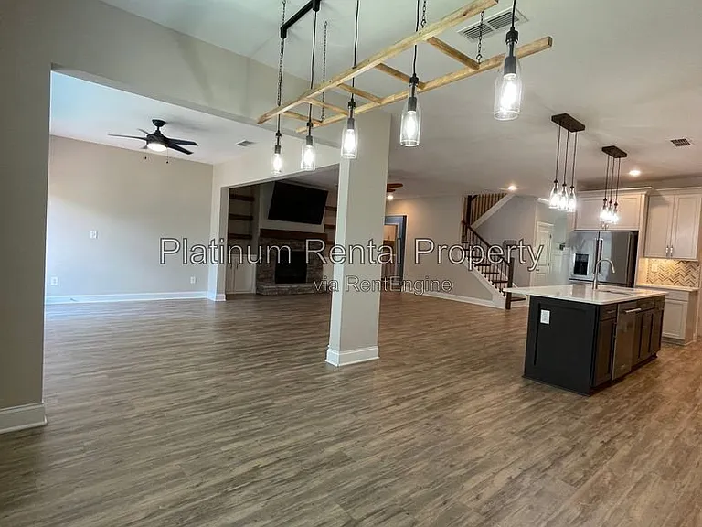 3215 Summerpoint Xing — Photo 32