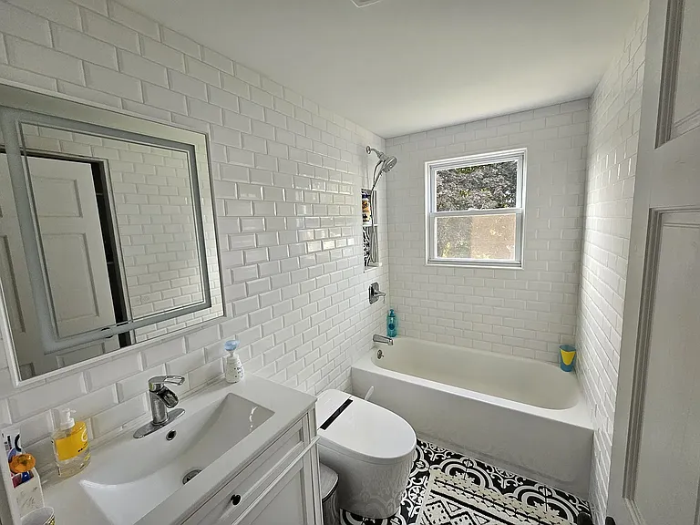 23 Sanford St — Photo 10