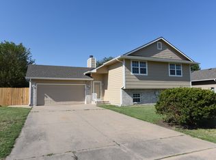 600 W Fieldstone St, Valley Center, KS 67147