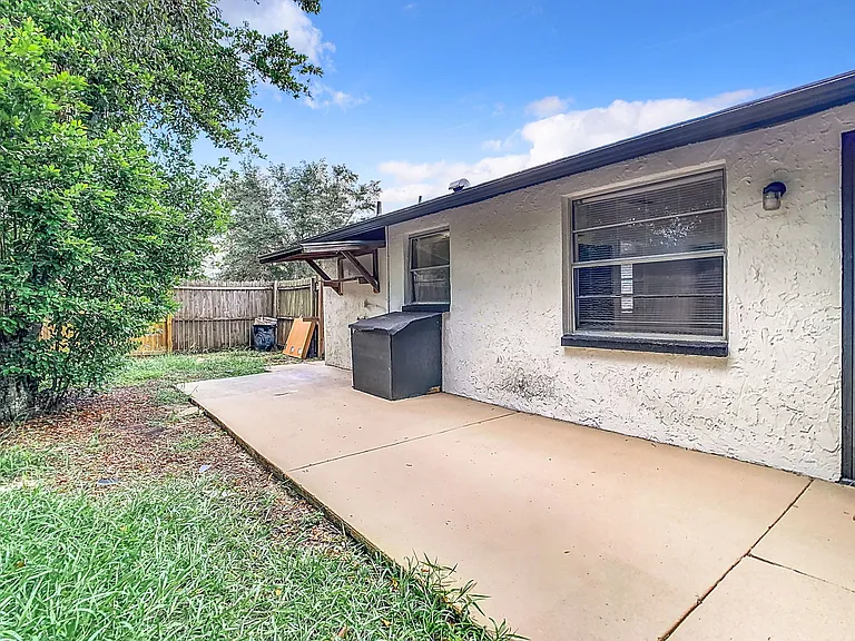 1525 Swordbill Dr — Photo 18
