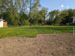 323 Sunnidale St, Clearview, ON L0M 1S0