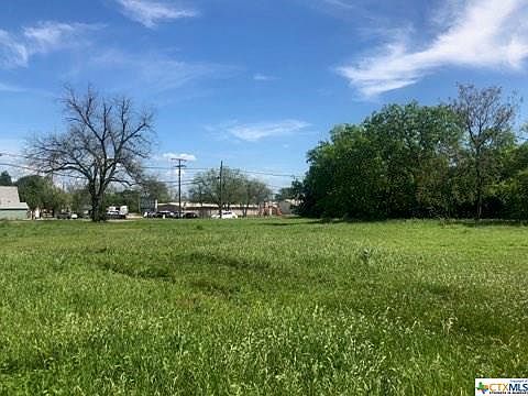 2nd image of 406 Adams Ave