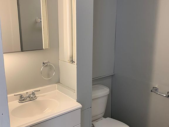 2nd image of 324 W McMillan St #2B