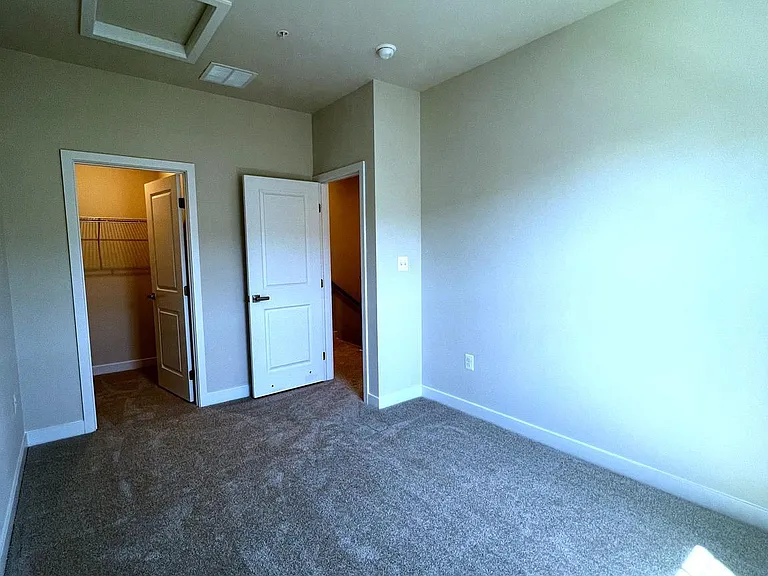 10913 Blanton Way — Photo 19