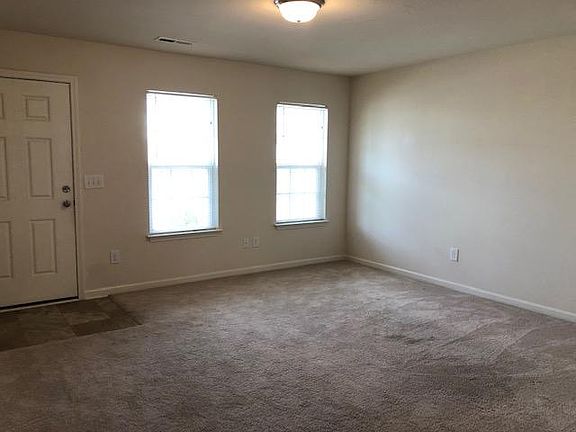 2nd image of 304 Hidden Timber Ln