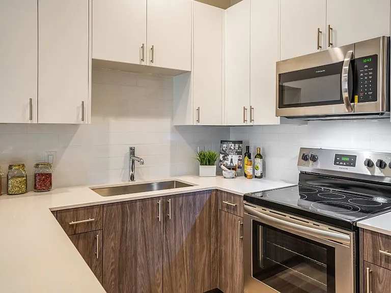 2335 E Utopia Rd #4 — Photo 6