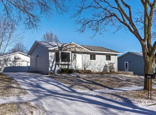 947 18th St SE, Rochester, MN 55904