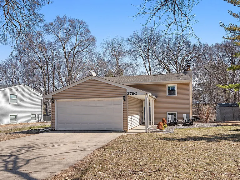 2760 Grove Ln — Photo 11