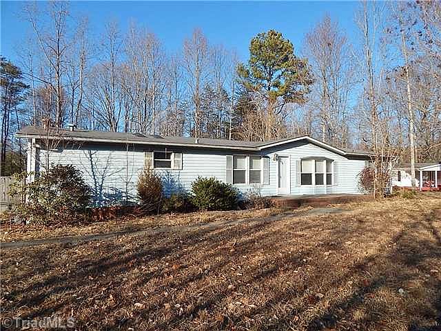 1st image of 241 Red Oak Dr