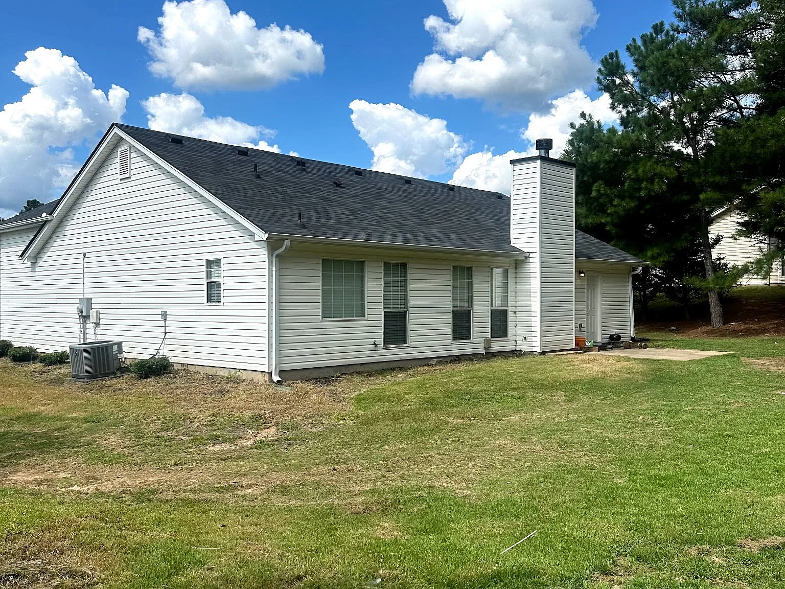 3 bed, 1639 sqft, $2,250 — Photo 3