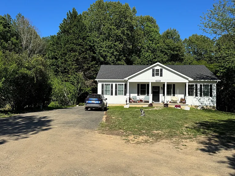Hidden Meadow Ln — Photo 4