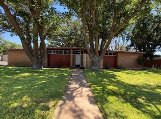 1010 NW 12th Pl, Andrews, TX 79714