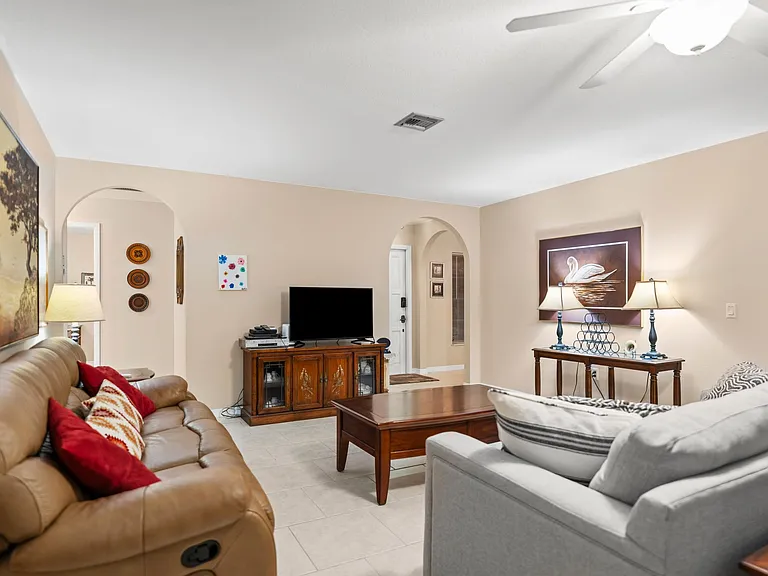 21292 Burkhart Dr — Photo 33