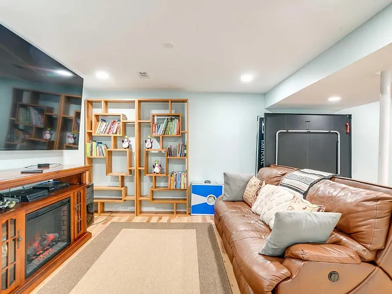 68 Skunk Hollow Ln #B — Photo 10